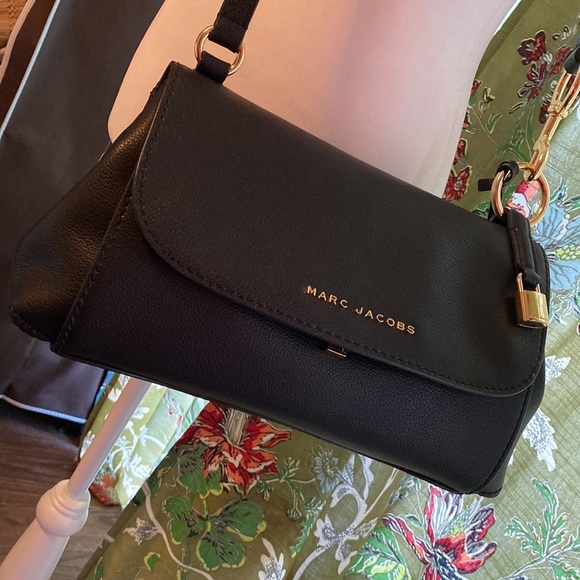 Marc Jacobs Handbags - Marc Jacobs black beauty…